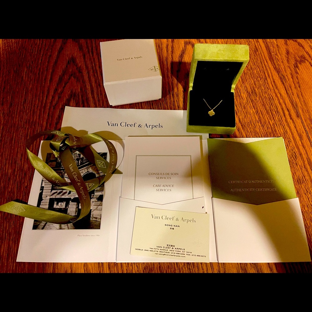 Sweet Alhambra Van Cleef & Arpels Necklace
